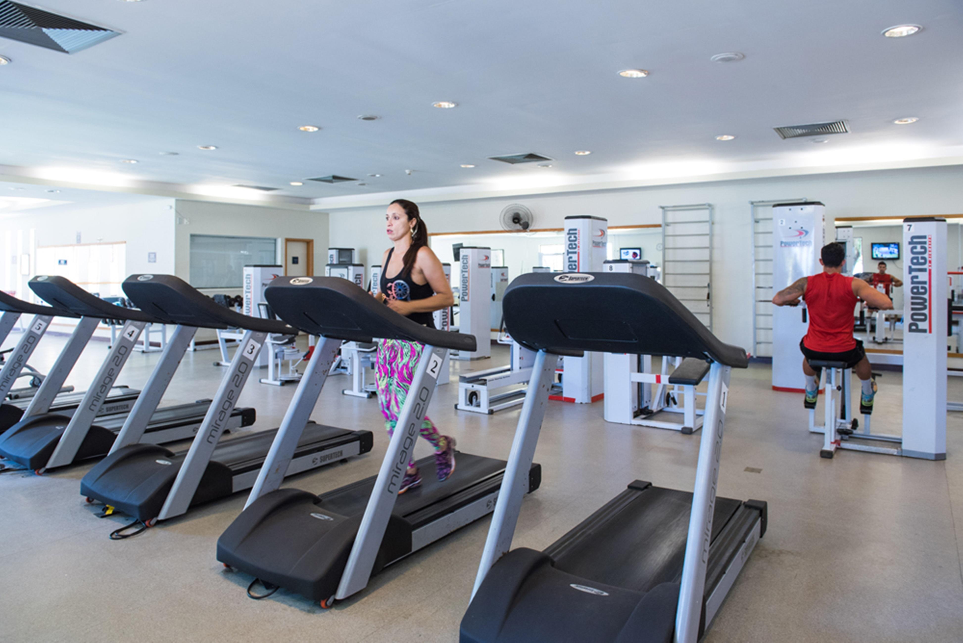 Vila Gale Eco Resort Angra Ангра-дус-Рейс Экстерьер фото The gym at the National Institute of Sport, in which the team trains.