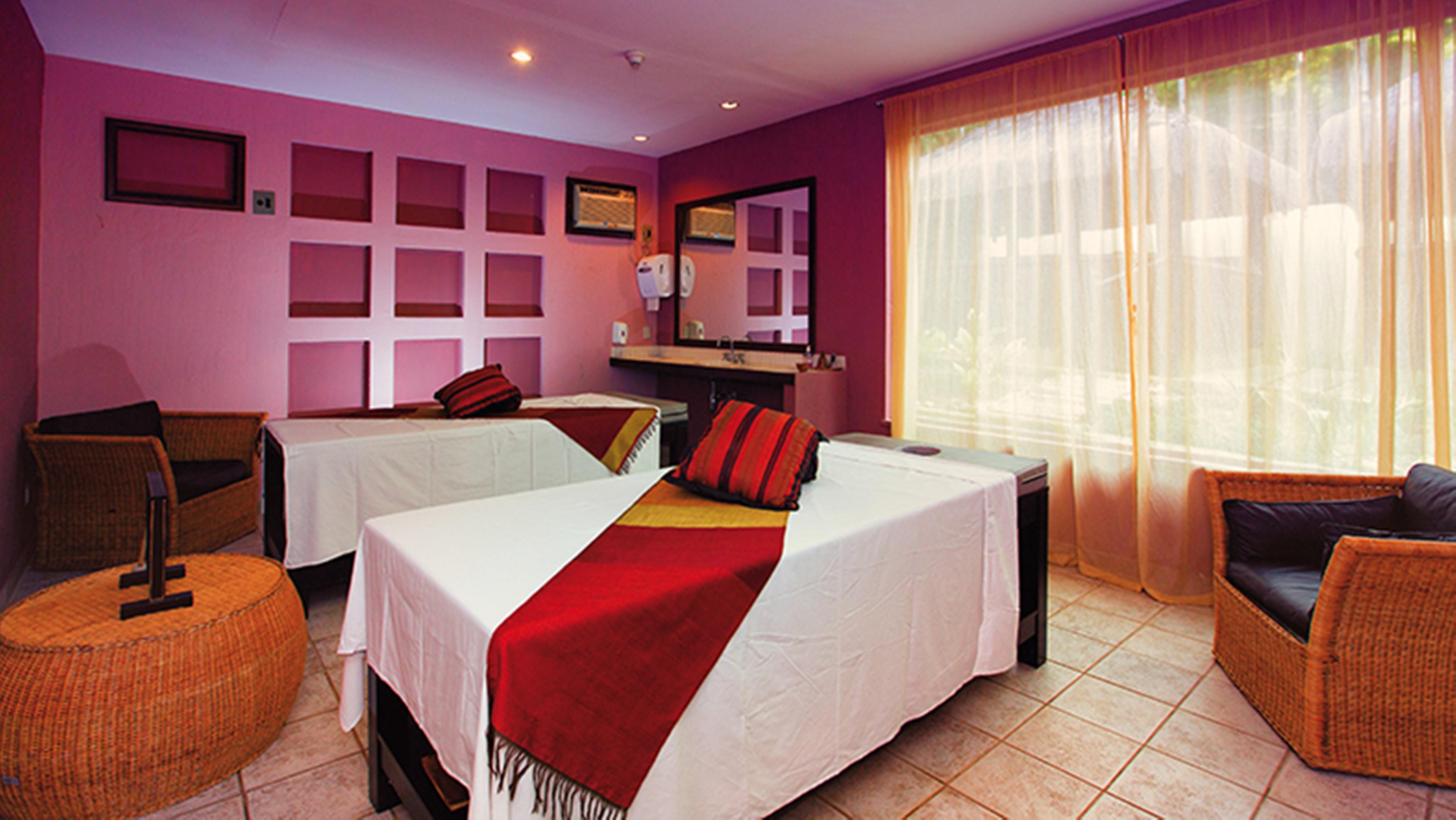 Vila Gale Eco Resort Angra Ангра-дус-Рейс Экстерьер фото A room at the spa