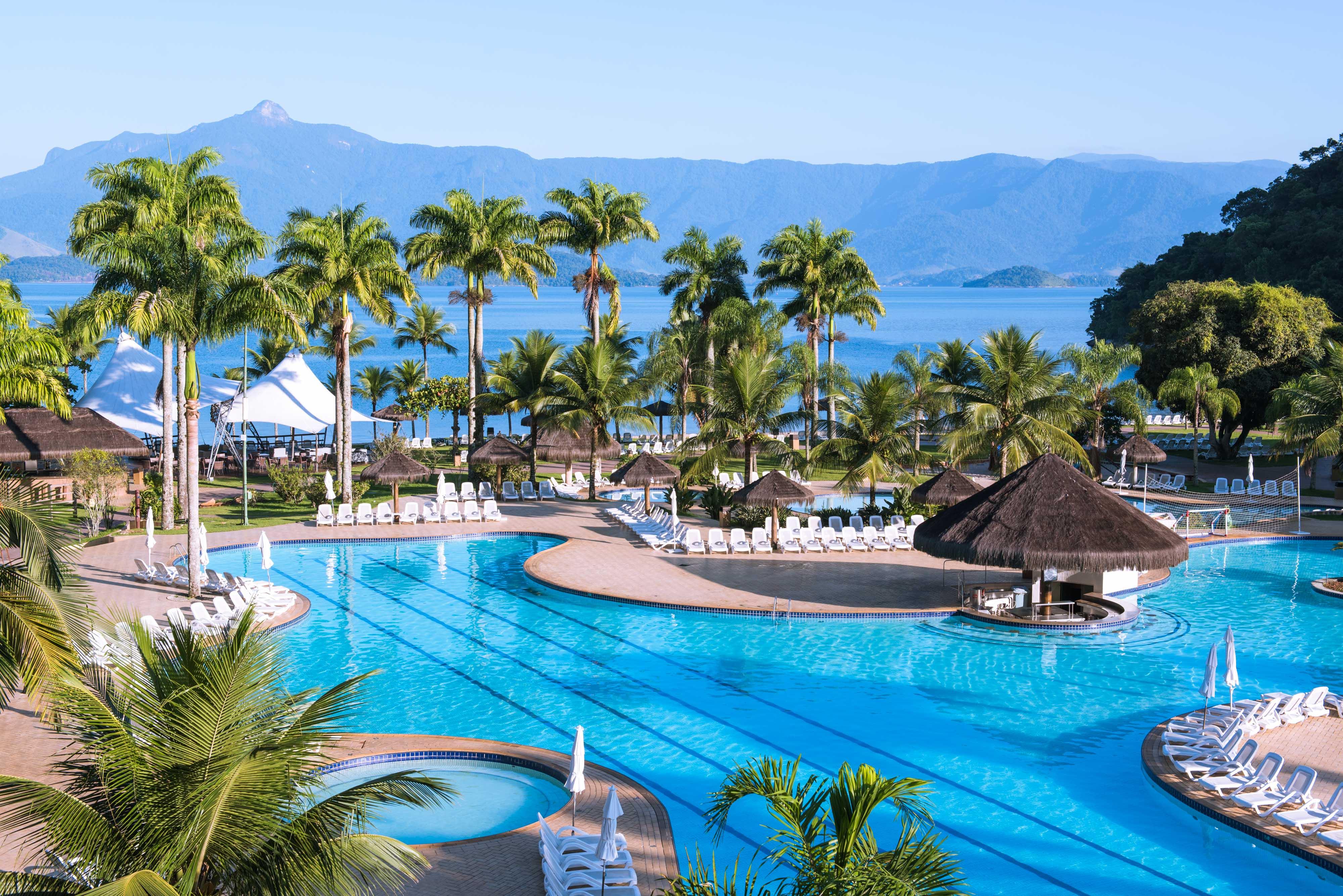 Vila Gale Eco Resort Angra Ангра-дус-Рейс Экстерьер фото The resort's swimming pool
