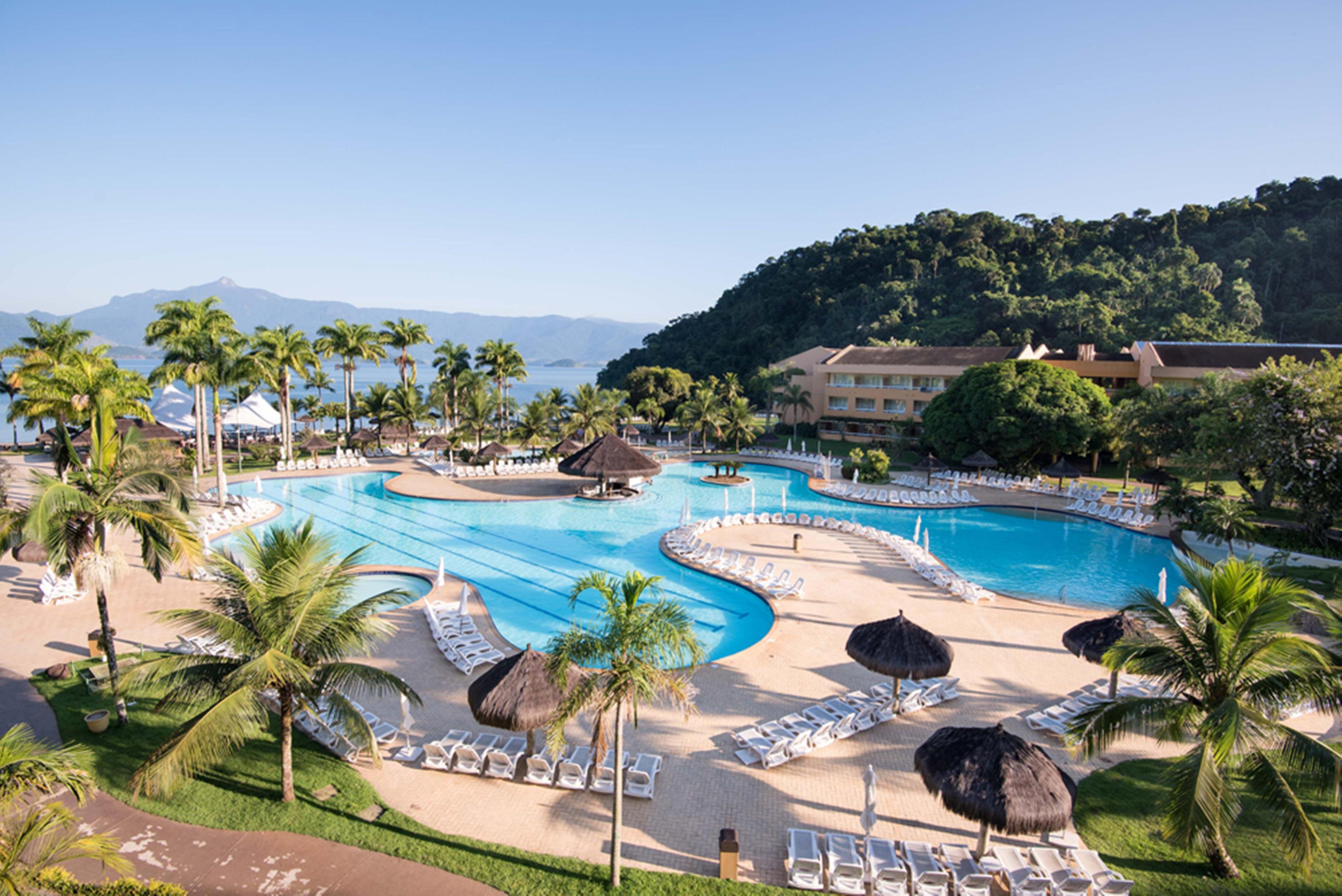 Vila Gale Eco Resort Angra Ангра-дус-Рейс Экстерьер фото The resort's main pool