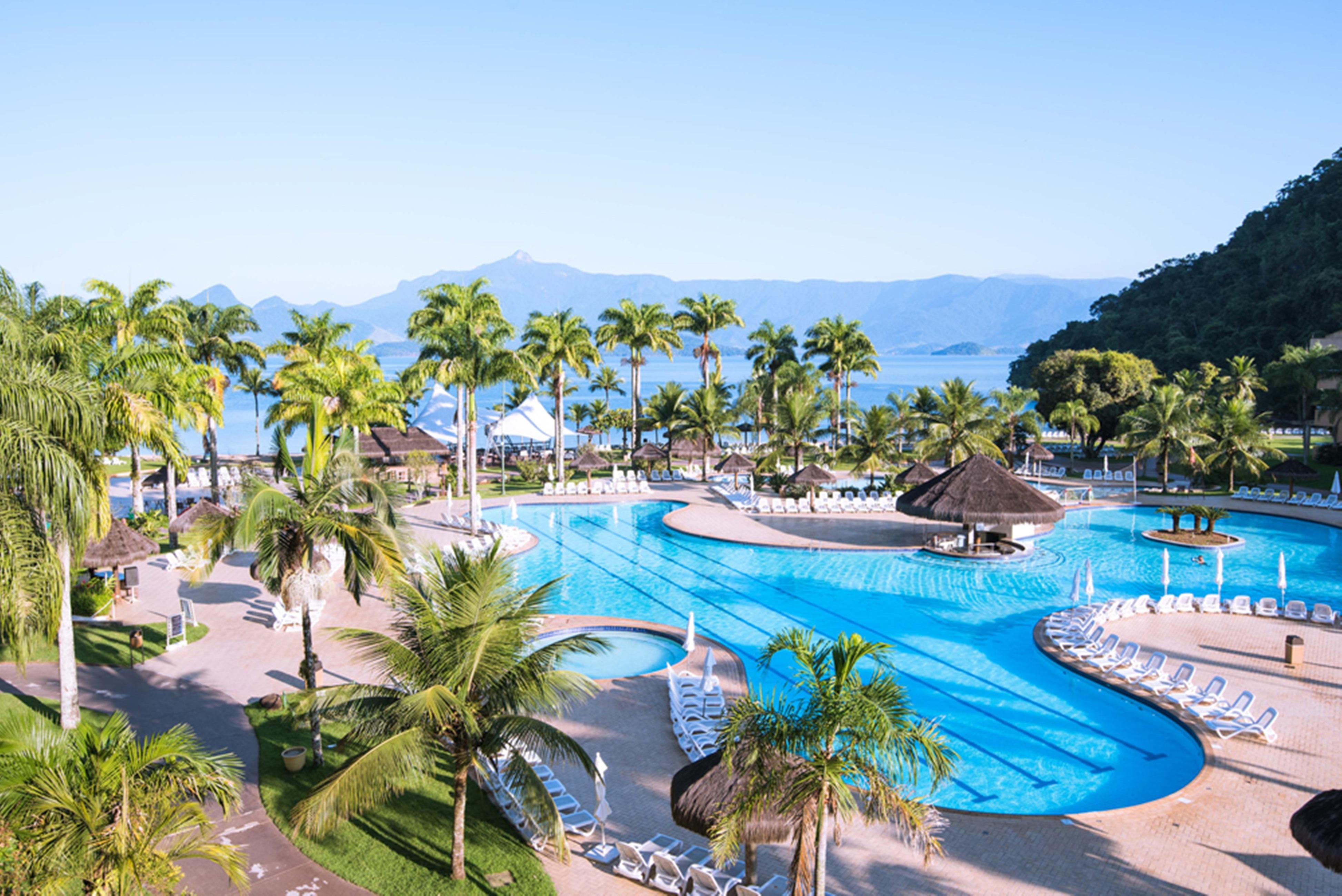 Vila Gale Eco Resort Angra Ангра-дус-Рейс Экстерьер фото The pool at the Sheraton Resort